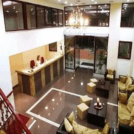 Lydia's Beach Hotel 3*